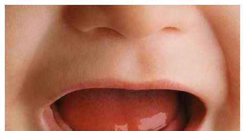 乳牙|宝宝几个月长牙正常?这份宝宝“乳牙萌发和护理表”,请家长收下