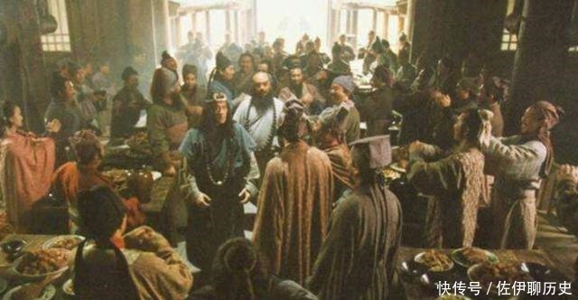 道貌岸然|水浒传里,覆灭梁山好汉的人并不是宋江,而是这位道貌岸然的军师