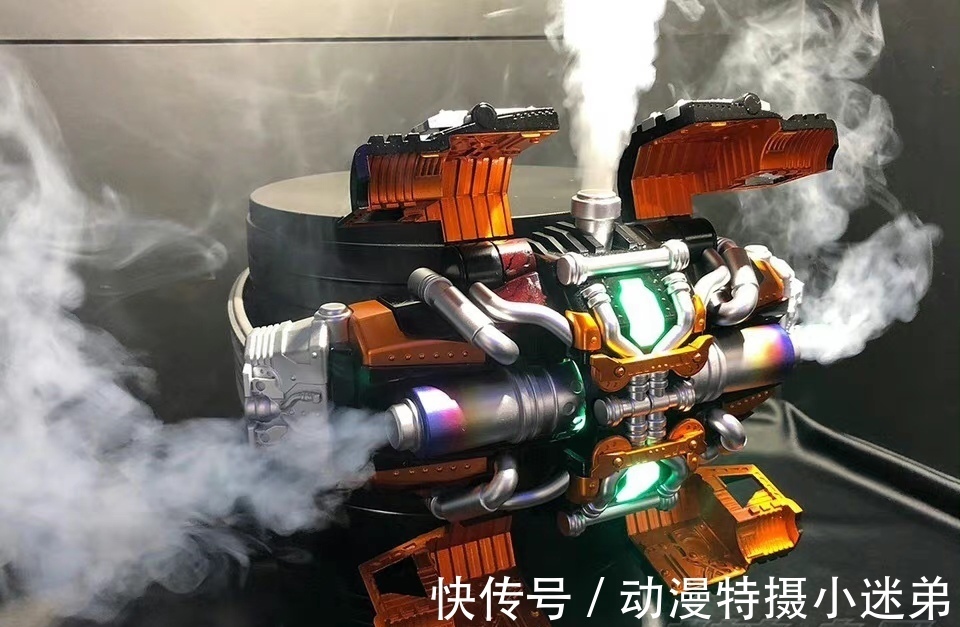 剧场版|来自2071年的假面骑士?瞬间让人想起这三条腰带,会启用吗?