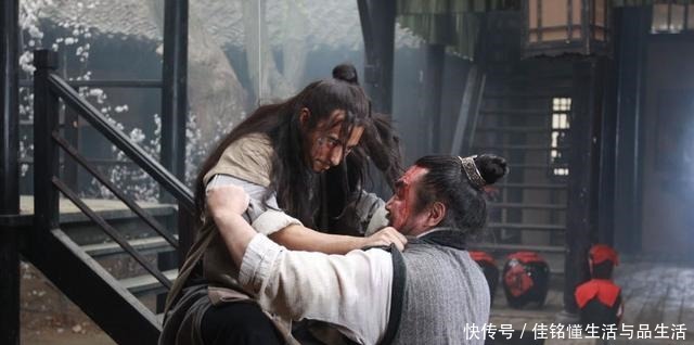 打死|景阳冈上,连老虎都吃不消武松重拳,为何此人受30拳全无大碍