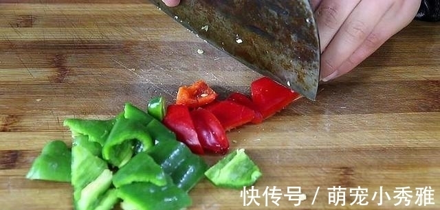 冬瓜|冬瓜这样做,我家一周做7次,每次都多吃2碗米饭,像在吃红烧肉