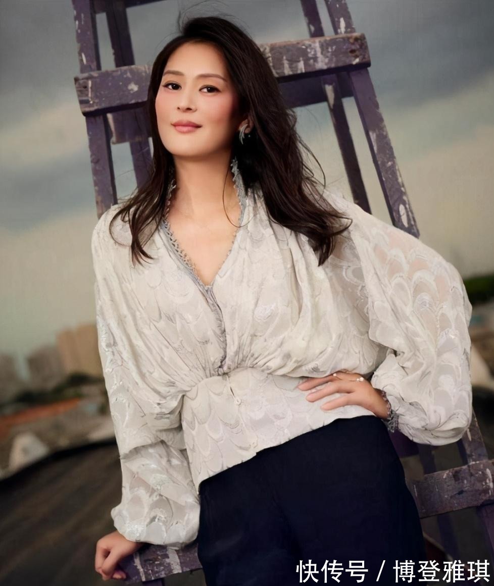 黃瀾|《非誠勿擾》指導女嘉賓情感，卻私下和丈夫離婚，黃瀾到底多可笑