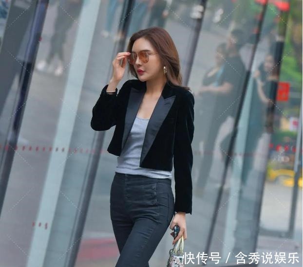 高雅|“打底裤”也能穿出新高度,这样的穿搭高雅有个性,展现魅力风采