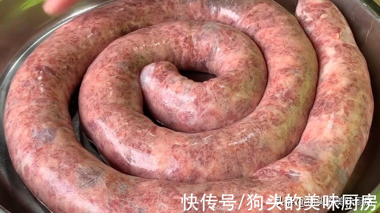 纯手工香肠，做法配方告诉你，自己在家就能做，吃着太香了