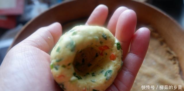 胡萝卜|玉米面这样做不但营养更加丰富,口感又松又软,而且颜色鲜艳亮丽