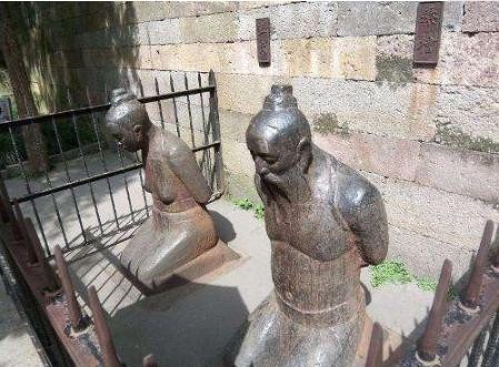 秦桧|秦桧后人中了状元,乾隆故意问其祖上是谁?他回答了七个字