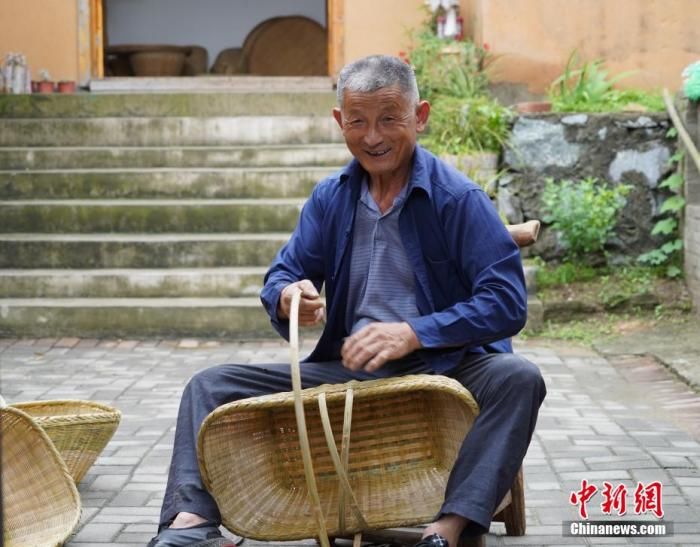 创客 【网络媒体革命老区行】汇聚年轻人的“有趣灵魂” 革命老区昔日“空心村”变身创客小镇