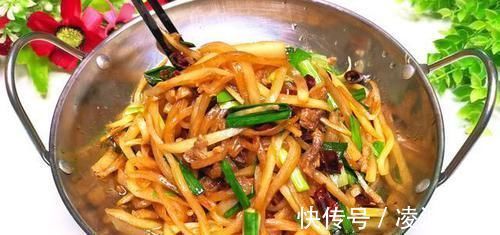 萝卜丝怎么做才好吃，饭店大厨教你一个小技巧，好吃到停不下来