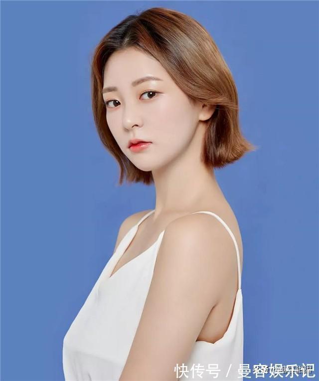 超短发|女人过了40,头发不要留太长,这3款好看又显气质,太适合春天