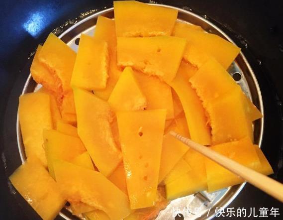 糯米粉|做南瓜饼,不要只加糯米粉,教你好方法,南瓜饼好吃翻倍,特香软