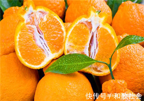 蜜柚|人到中年想长寿,推荐多吃4种食物,排毒养颜,提高免疫力!