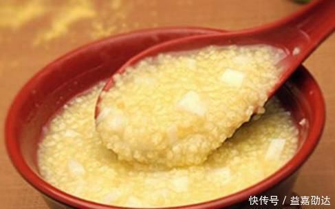 熬小米粥的时候,谨记3个“误区”各位宝妈都学会了吗