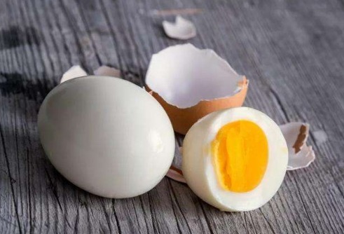 糖心鸡蛋|鸡蛋如此煮,简直是在吃“毒”,很多人还傻傻当补品
