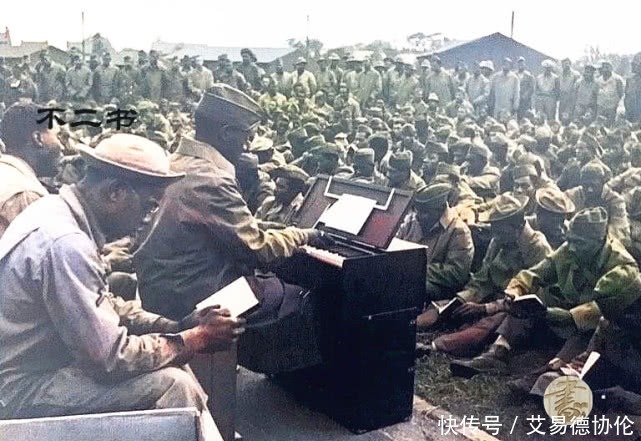 波兰爱国者|老照片：在东线遭遇寒冬的德军、 受伤的苏军军官指挥士兵冲锋