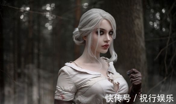 s德妹COS《巫师》时空之女希里:肤白貌美的女术士