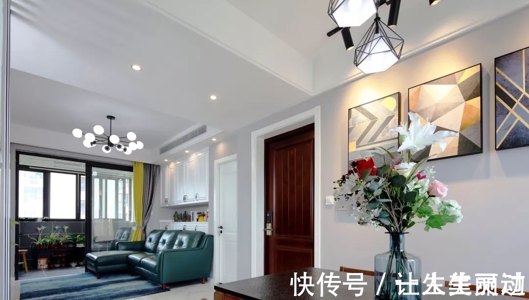 现代|68㎡现代北欧,深色系的简约空间,热情与温情的交织