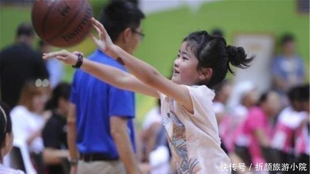 孩子有以下4个表现，说明处于身高“猛涨期”，家长可别错过