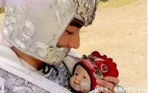 |搞笑又尴尬的穿帮，看一次笑一次，网友：导演脑洞太大了