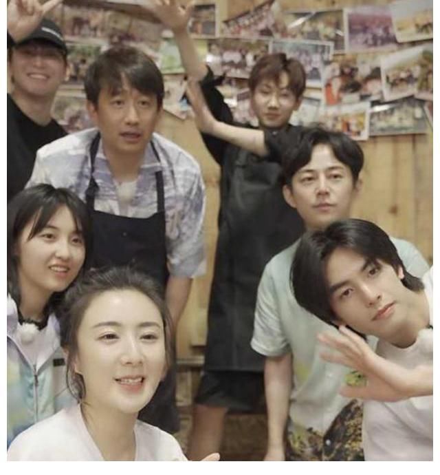 楊迪|12個(gè)新錄制綜藝：蔡明、楊洋、韓雪等人加盟，網(wǎng)友：有好戲看了