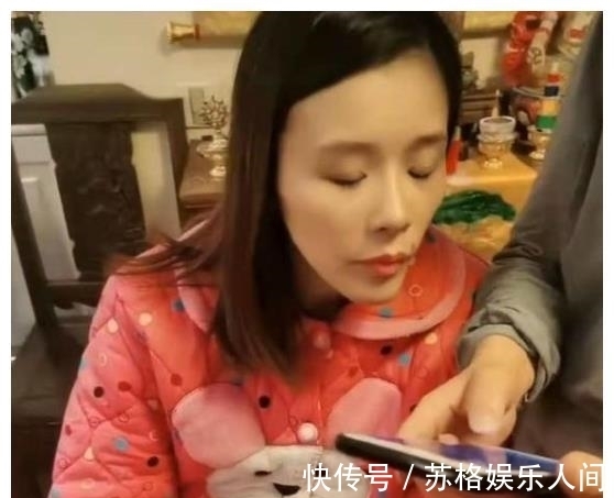 王嘉尔盯美女账号陈冠希又卖惨？文娱圈痛快吃瓜及鹿晗私生计曝光！相交失慎引争议文娱圈再掀“吃瓜”风暴！-着名女主播自曝很想“付出”年老却一再被拒主播直言没人爱我只可投资开店了！？扒婆文娱及沈腾马丽复合
