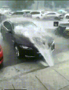 |搞笑GIF:这样洗车,简直比在洗车店洗车还要爽