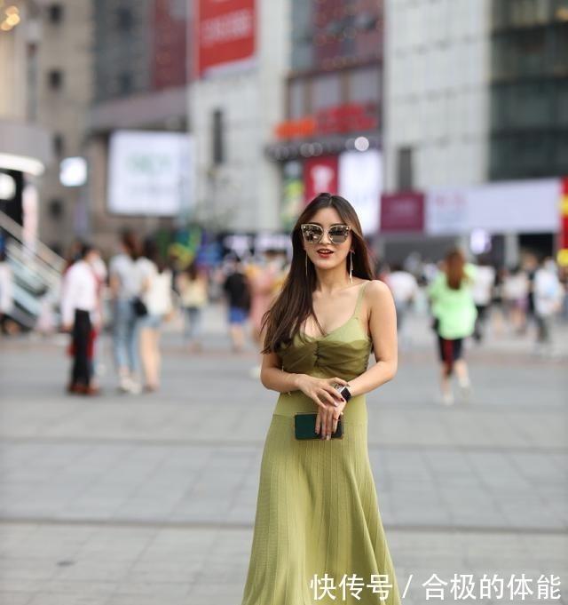 阔腿裤 连衣裙体现气质,休闲靓丽合时宜,穿出气质!