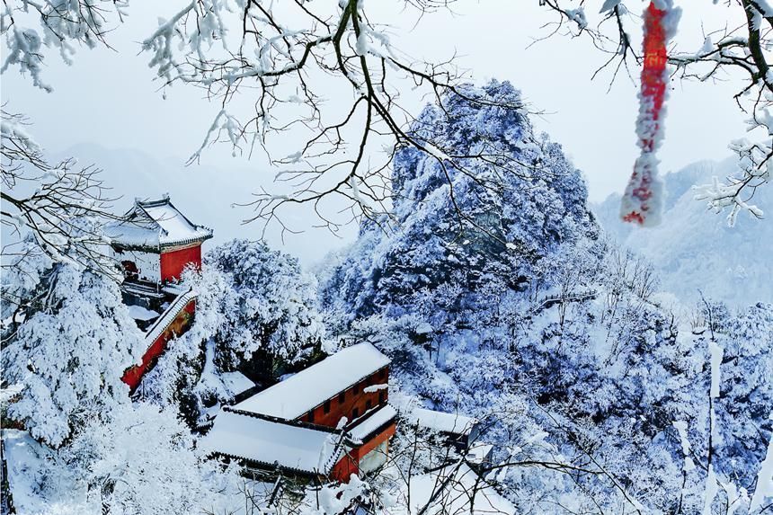 风雪|风雪武当山，仙境藏玄机！大雪封山时，道人、隐士都在干什么！