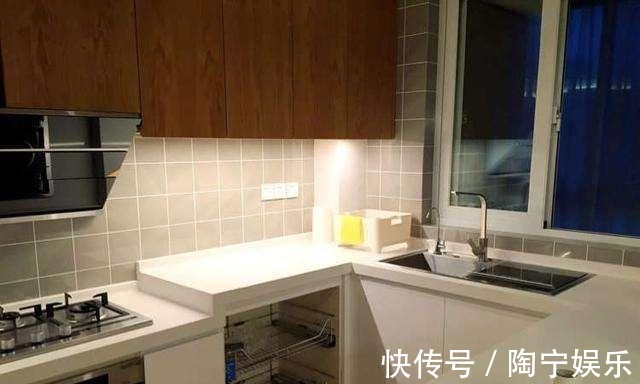 空格|家庭主妇地柜不要全部打满,空一格更实用,后悔我家装太早了!