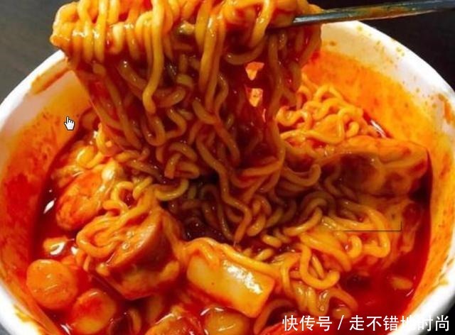 中国有名的“8碗面”,南方4碗北方3碗,剩一碗是“面中之王”