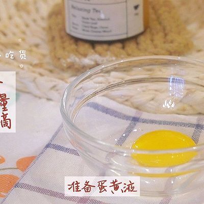 莲蓉蛋黄|广式莲蓉蛋黄月饼