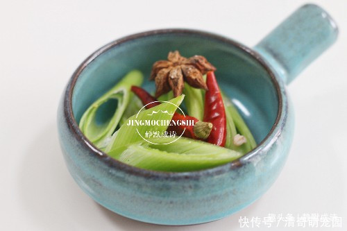 牛盘肠|豆腐和此食材真是天生一对,炖着吃最香,每次炖一锅,汤都不剩