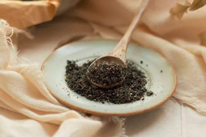 黑芝麻|补药一堆不如黑芝麻一勺！黑芝麻的最佳吃法，真正补肾补脾补元气