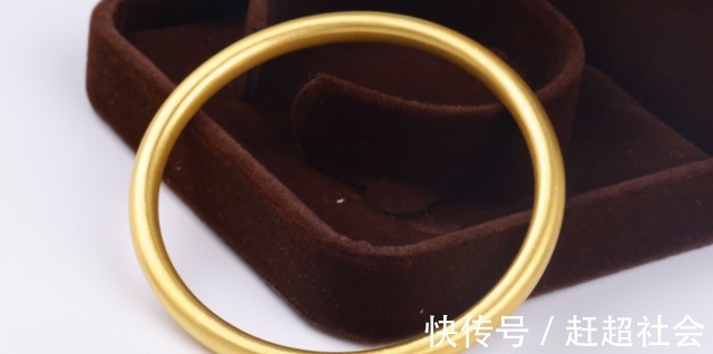 足金 足金手镯是什么意思！