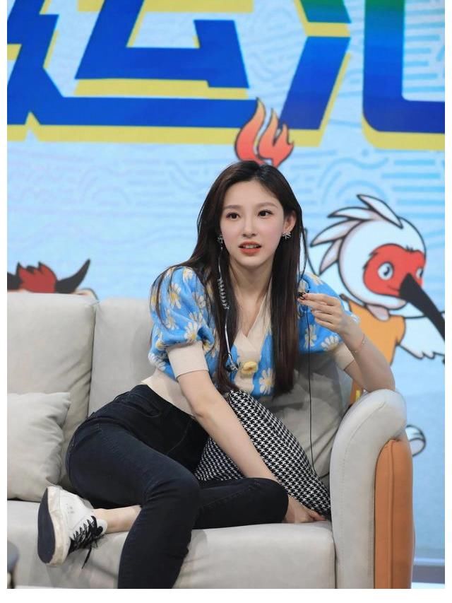 央視CCTV5女主持全集