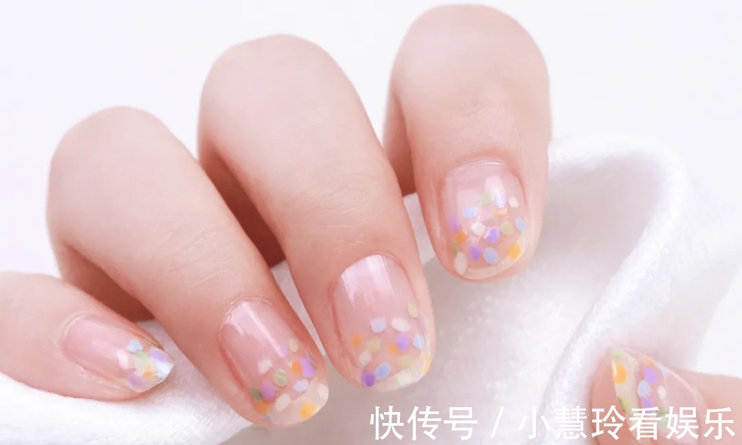 ok|秋冬美甲怎么做?在家DIY自制,效果竟然不输美甲店?