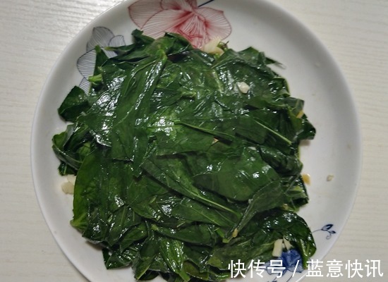 美白|天然褪黑素终被发现,2块钱一把,常吃美白淡斑,像剥了壳的蛋