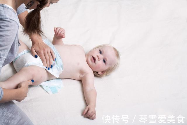 晾干|婴儿拉完臭臭后,用水洗还是用湿巾擦?踩过坑的妈妈才知道的做法