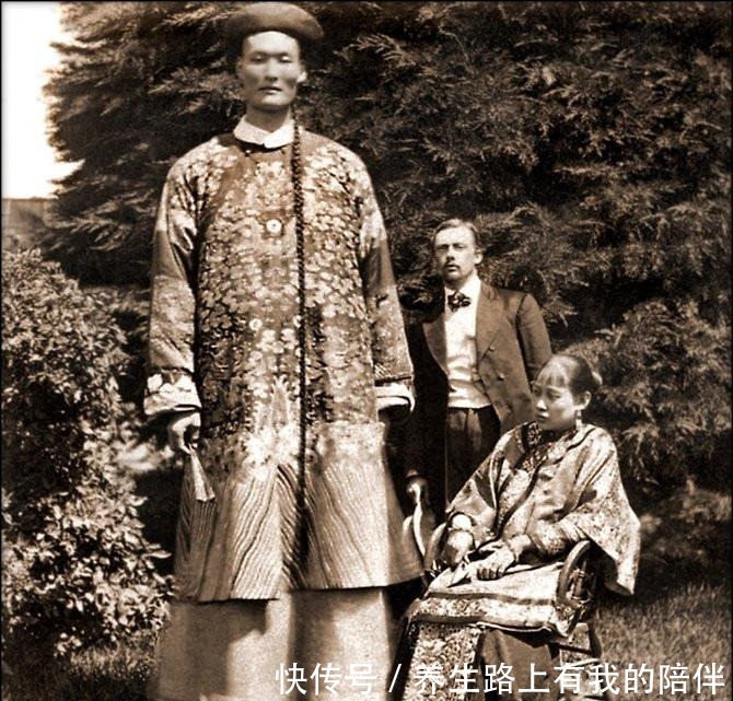 荒草|10张罕见晚清老照片李鸿章和美国总统合影,长城上荒草丛生