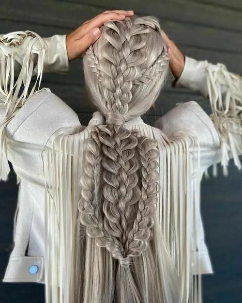 发型|21岁小伙编出漂亮的发型,脸:想要,发型:你不配