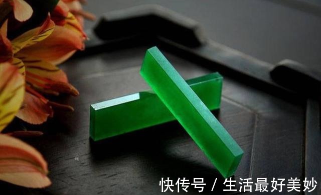 翡翠龙牌$翡翠真的就是女士的专属吗不!这些翡翠首饰男士也配!