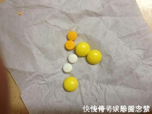 干燥剂|仅仅20分钟,男孩右眼眼珠被溶化,家里的这件小东西父母要警惕!