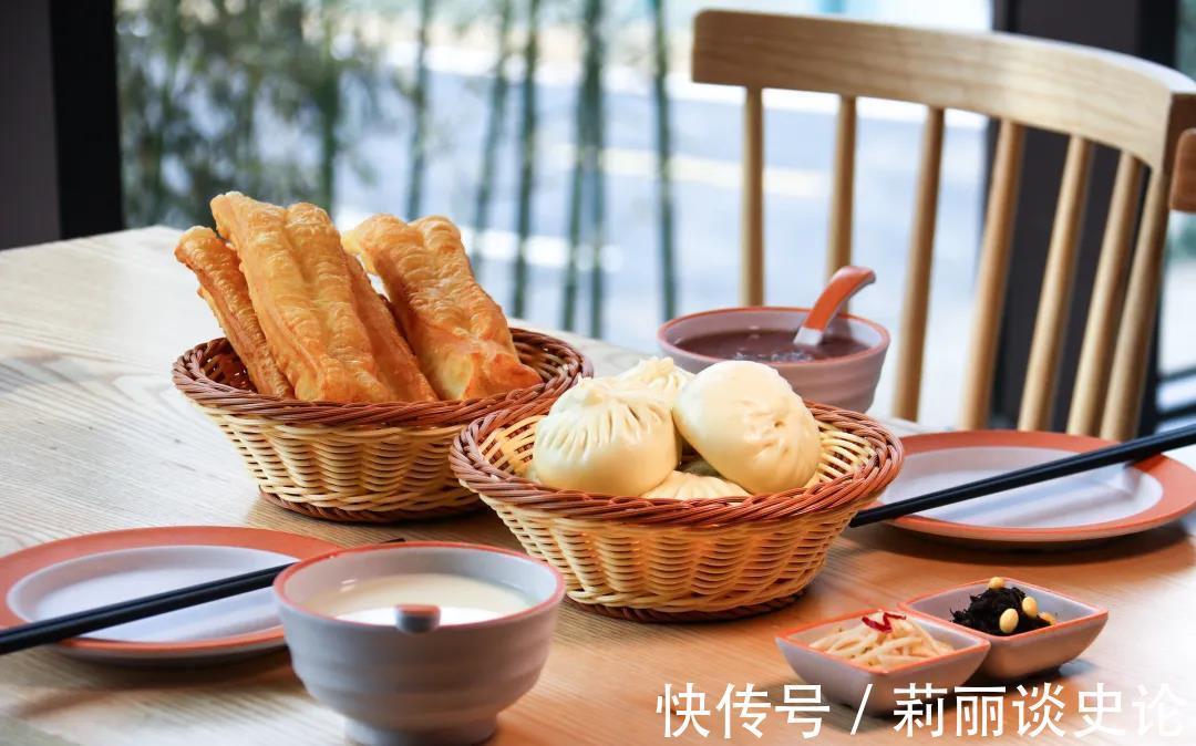 84岁的钟南山早餐食谱公开,要想健康又长寿,早餐应该怎么吃?