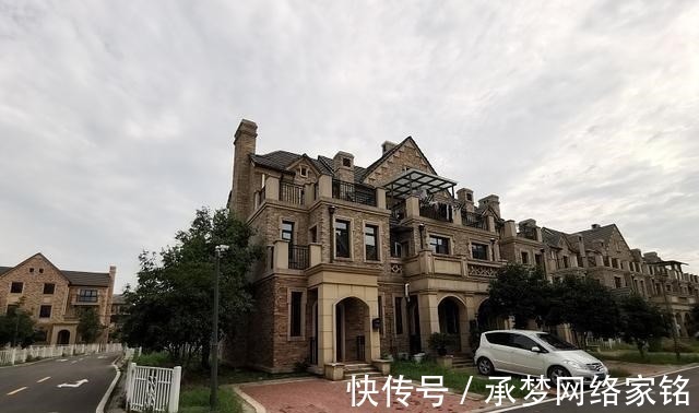 影视剧|为何很多人“卖掉”别墅“搬回”高层?过来人:3个原因憧憬破灭