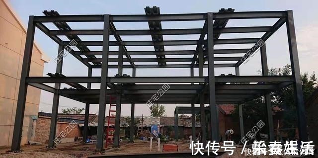 发朋友圈|刘女士用重钢结构打造中式农村小院，工人师傅纷纷拍照发朋友圈！