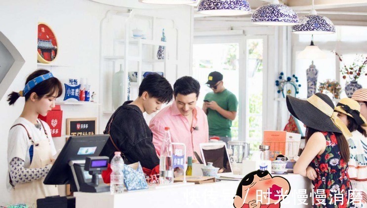 咖位高就有优越感杨紫王俊凯拿实习生当外人,娱乐圈就这么现实