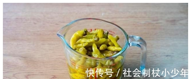 胡椒|苦瓜别再炒鸡蛋了,教你秘制新做法,一次做5斤,放一年都不会坏