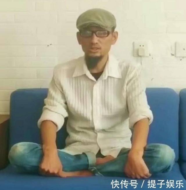 草原上升起不落的太阳|“放羊娃”到年入千万,阿宝身份被揭穿后,如今成了这个样子