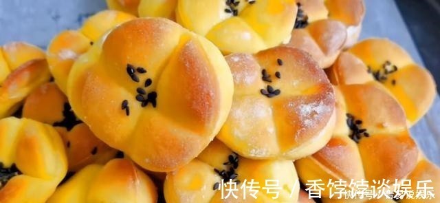 香甜|玉米面最解馋做法，就算胖成球，也能瘦成猴，香甜细腻，越嚼越香