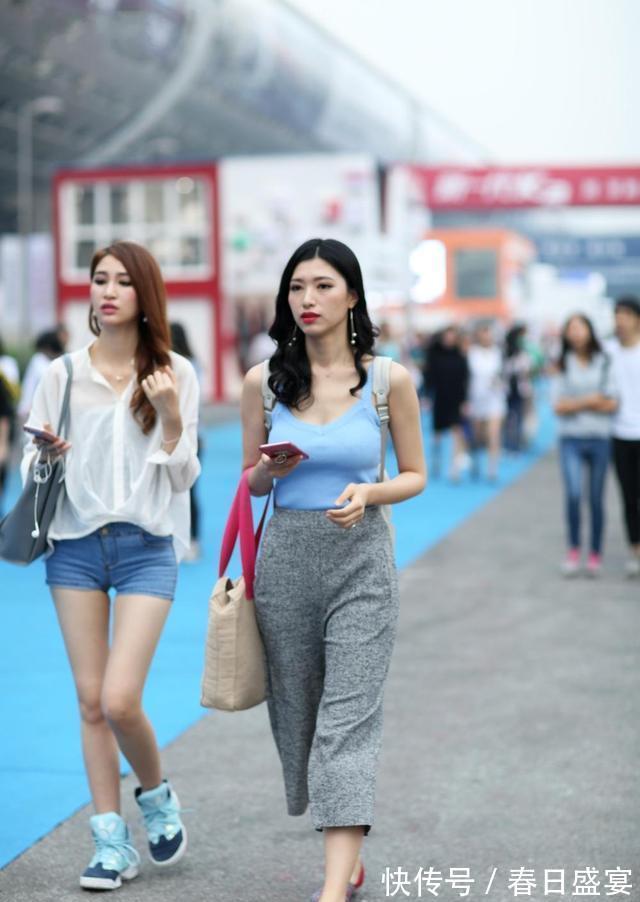 面料|清凉优雅的搭配，吊带衫配阔腿裤，清爽有气质，很难让人不爱