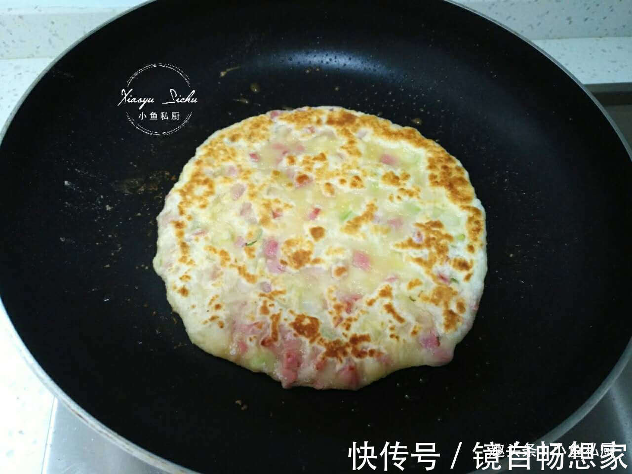 早餐饼又出新做法，不揉面，不发酵，3分钟出锅，香软好吃有层次